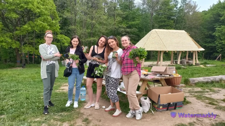 Spacer ziołowy na Turkusowej Polanie